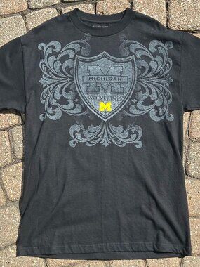 University of Michigan  T Shirt Sz M